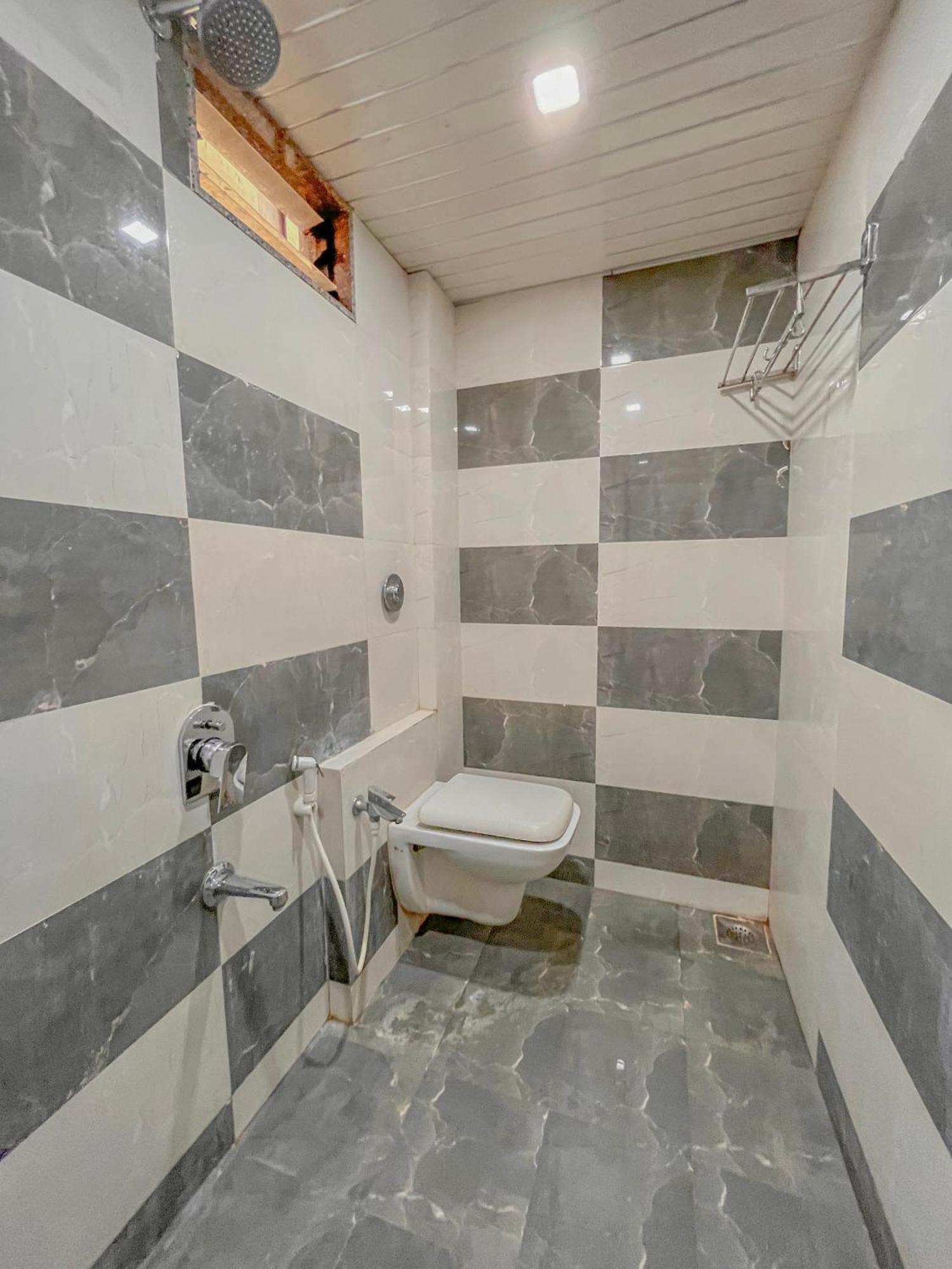 Stayguru Park View Residency Bhuj Dış mekan fotoğraf