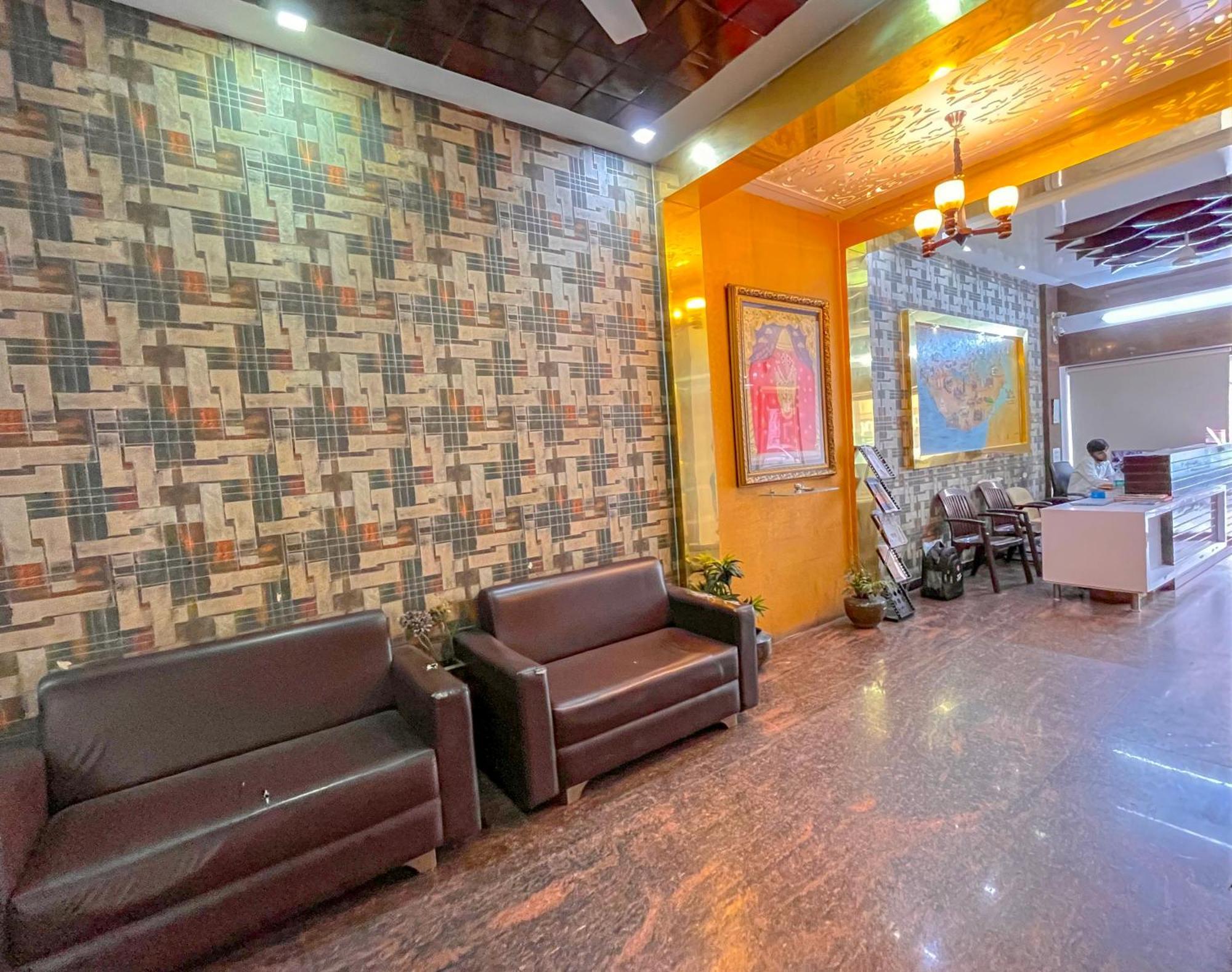 Stayguru Park View Residency Bhuj Dış mekan fotoğraf