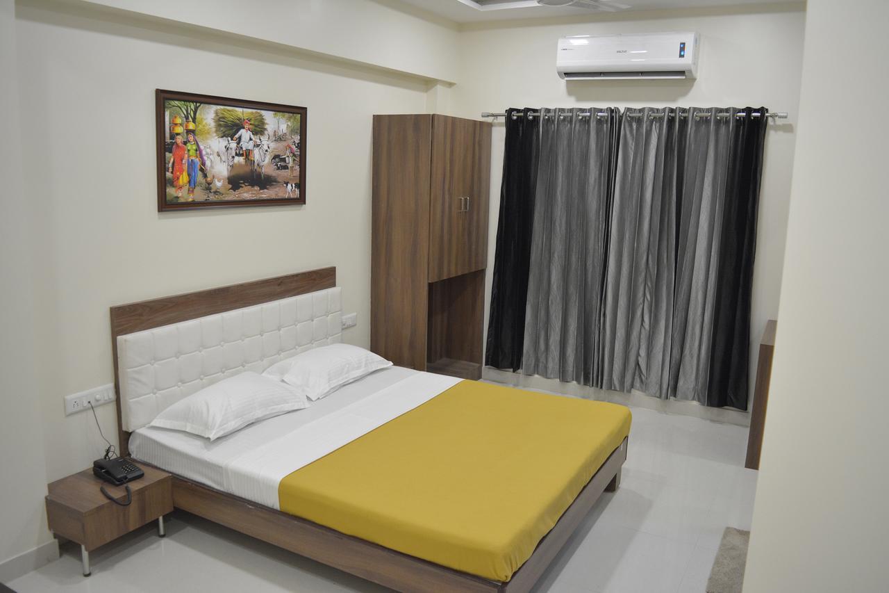 Stayguru Park View Residency Bhuj Dış mekan fotoğraf